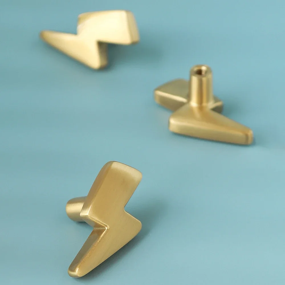 Lightning Design ทองเหลืองลูกบ - Unique Furniture Hardware บทวิจารณ์และราคา